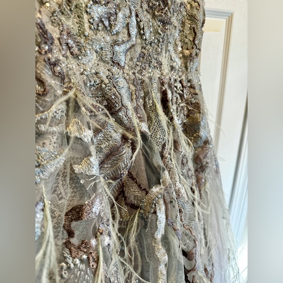 Mac Duggal 20259 Feather Embellished Evening Dress sz 6 - Picture 11 of 15